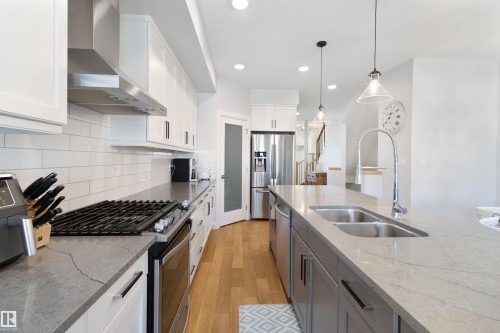 8534 81 Avenue, Edmonton, AB - Indoor Photo Showing Kitchen With Stainless Steel Kitchen With Double Sink With Upgraded Kitchen