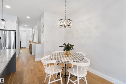 8534 81 Avenue, Edmonton, AB - Indoor Photo Showing Dining Room