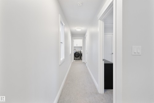 8534 81 Avenue, Edmonton, AB - Indoor Photo Showing Other Room