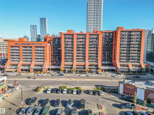 802 10145 109 Street, Edmonton, AB - Outdoor With View