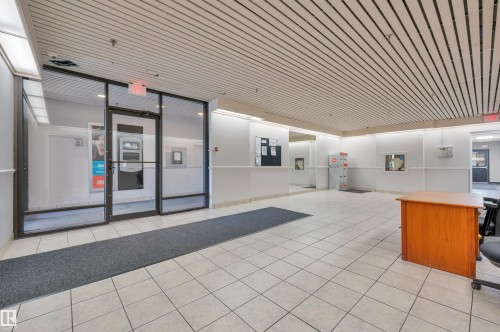 802 10145 109 Street, Edmonton, AB - 