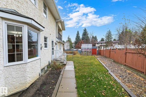 186 Willow Way, Edmonton, AB - Outdoor