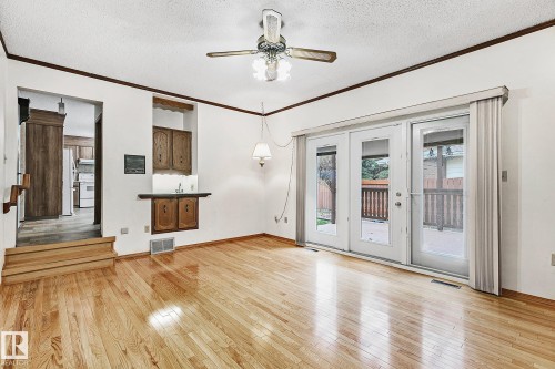 186 Willow Way, Edmonton, AB - Indoor Photo Showing Other Room
