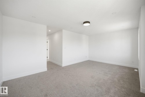 3317 Chickadee Drive, Edmonton, AB - Indoor Photo Showing Other Room
