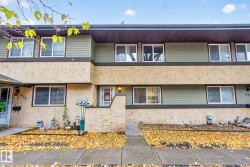 222 WOODBRIDGE Way  Sherwood Park, AB T8A 3Y3