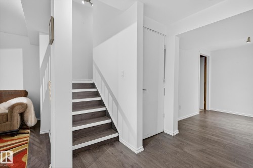 222 Woodbridge Way, Sherwood Park, AB - Indoor Photo Showing Other Room