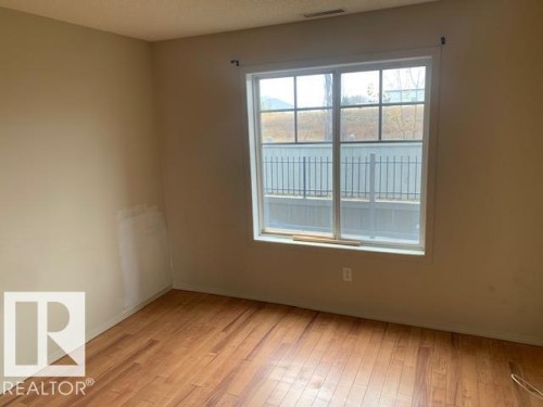 114 17415 99 Avenue, Edmonton, AB - Indoor Photo Showing Other Room