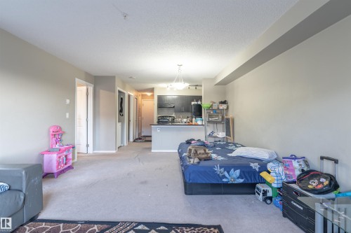 206 3207 James Mowatt Trail, Edmonton, AB - Indoor