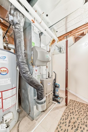 3135 34B Avenue Nw, Edmonton, AB - Indoor Photo Showing Basement