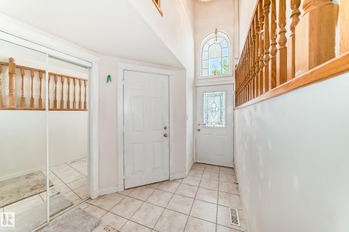 3135 34B Avenue Nw, Edmonton, AB - Indoor Photo Showing Other Room