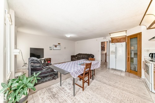 3135 34B Avenue Nw, Edmonton, AB - Indoor