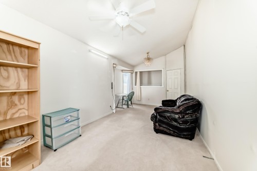 3135 34B Avenue Nw, Edmonton, AB - Indoor Photo Showing Other Room
