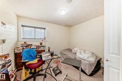 3135 34B Avenue Nw, Edmonton, AB - Indoor