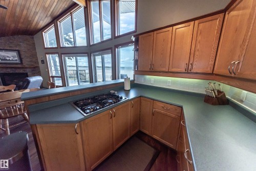 5123 51 Avenue, Rural Lac Ste. Anne County, AB - Indoor