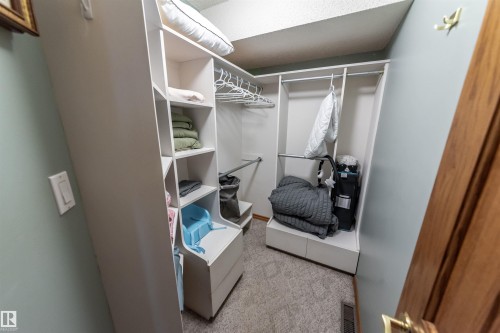 5123 51 Avenue, Rural Lac Ste. Anne County, AB - Indoor With Storage