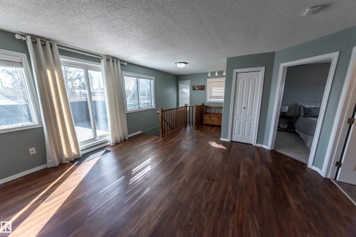 5123 51 Avenue, Rural Lac Ste. Anne County, AB - Indoor