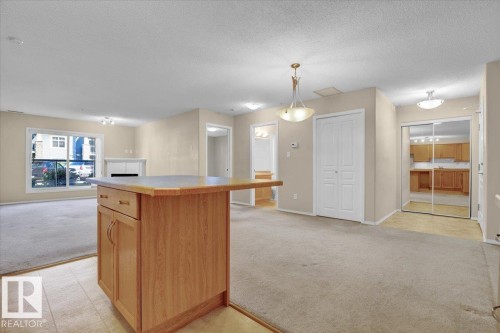 140 16035 132 Street, Edmonton, AB - Indoor Photo Showing Kitchen