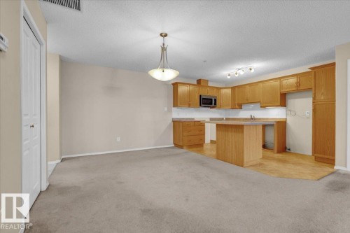 140 16035 132 Street, Edmonton, AB - Indoor Photo Showing Kitchen