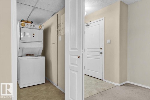 140 16035 132 Street, Edmonton, AB - Indoor Photo Showing Laundry Room