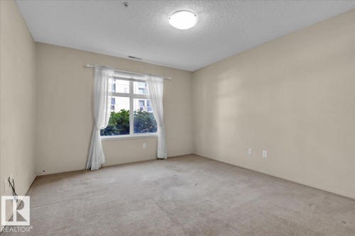 140 16035 132 Street, Edmonton, AB - Indoor Photo Showing Other Room