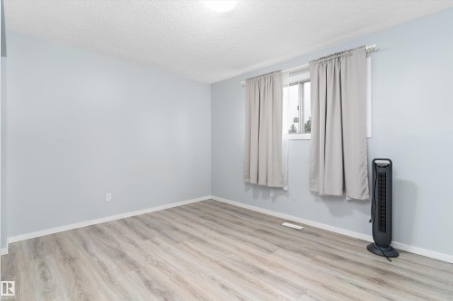 3214 71 Street, Edmonton, AB - Indoor Photo Showing Other Room