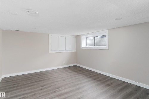 3214 71 Street, Edmonton, AB - Indoor Photo Showing Other Room