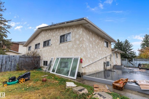 3214 71 Street, Edmonton, AB - Outdoor With Exterior