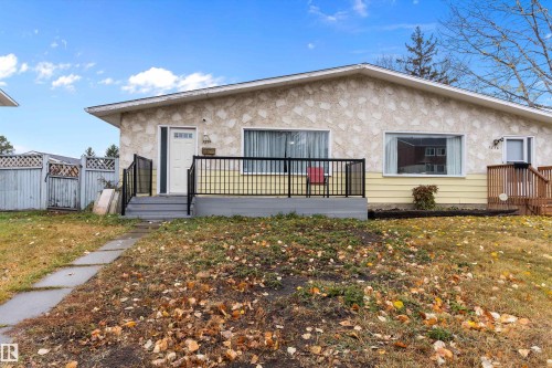 3214 71 Street, Edmonton, AB - Outdoor