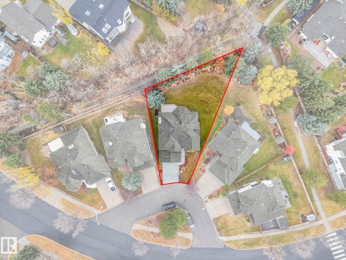 Aerial perspective of suburban area featuring property boundaries highlighted - 316 Burton Road, Edmonton, AB - 