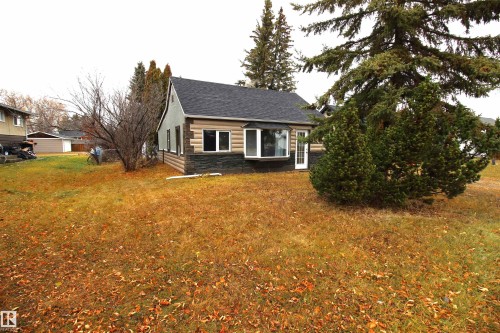 10228 104 Street, Westlock, AB - Outdoor