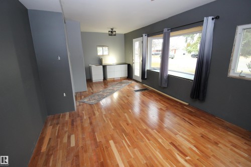 10228 104 Street, Westlock, AB - Indoor Photo Showing Other Room