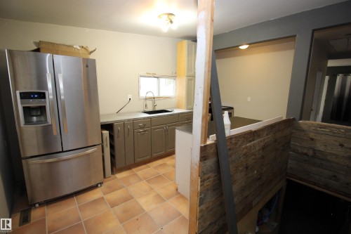 10228 104 Street, Westlock, AB - Indoor Photo Showing Kitchen
