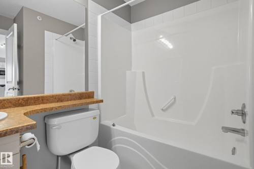 417 240 Spruce Ridge Road, Spruce Grove, AB - Indoor Photo Showing Bathroom