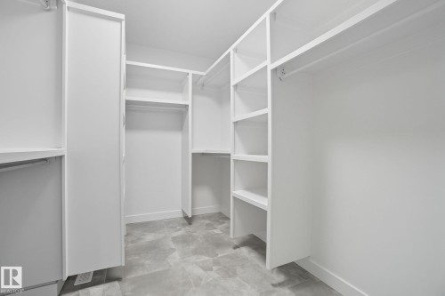 2006 Genesis Lane, Stony Plain, AB - Indoor With Storage