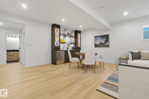 2006 Genesis Lane, Stony Plain, AB - Indoor