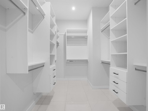 6724 Crawford Way, Edmonton, AB - Indoor With Storage