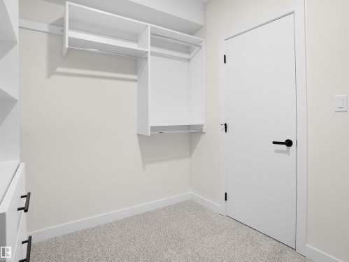 6724 Crawford Way, Edmonton, AB - Indoor