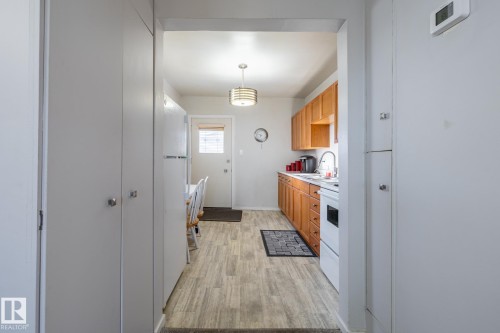 13126 64 Street, Edmonton, AB - Indoor