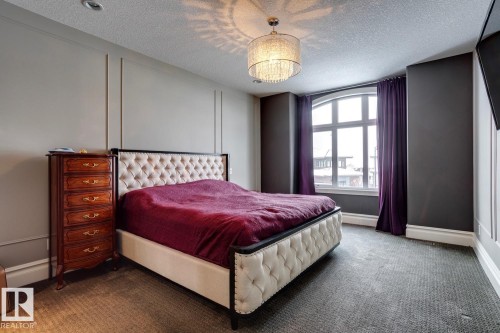 4311 Westcliff Landing Landing, Edmonton, AB - Indoor Photo Showing Bedroom