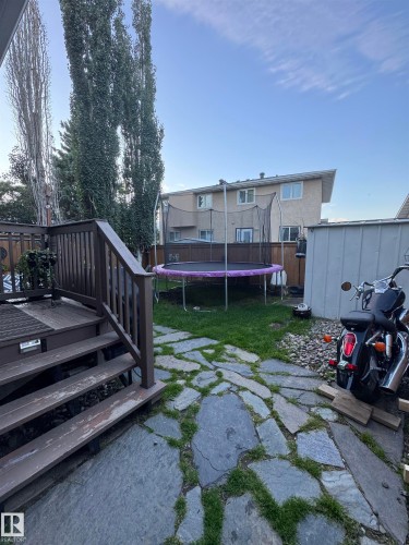 10944 Beaumaris Road Nw, Edmonton, AB - Outdoor