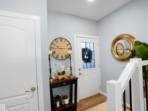 207 41 Avenue, Edmonton, AB - Indoor Photo Showing Other Room