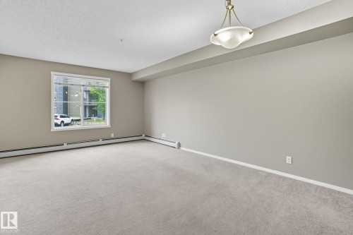 125 3315 James Mowatt Trail, Edmonton, AB - Indoor Photo Showing Other Room