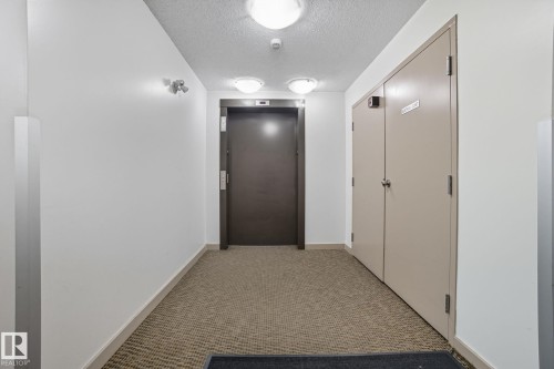 125 3315 James Mowatt Trail, Edmonton, AB - Indoor Photo Showing Other Room