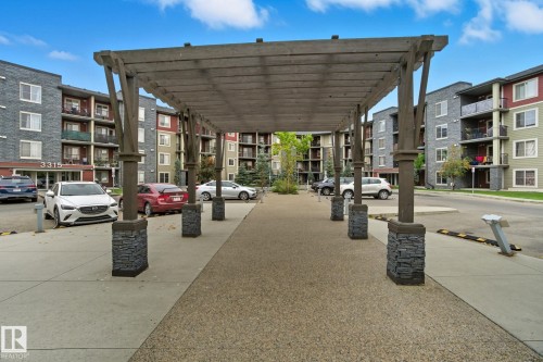 125 3315 James Mowatt Trail, Edmonton, AB - Outdoor