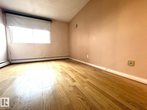 402 9028 Jasper Avenue, Edmonton, AB - Indoor Photo Showing Other Room
