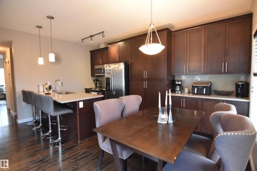 45 3710 Allan Drive, Edmonton, AB - Indoor