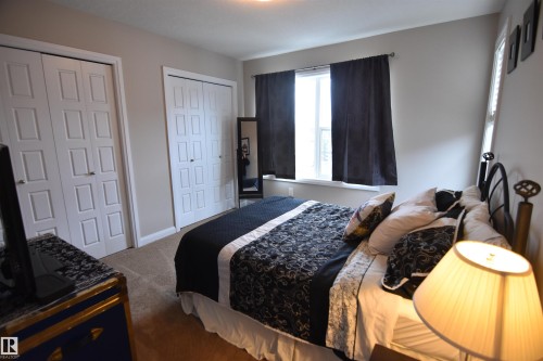 45 3710 Allan Drive, Edmonton, AB - Indoor Photo Showing Bedroom