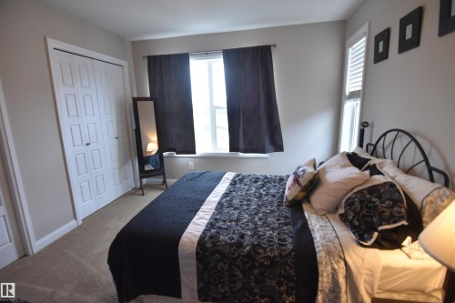 45 3710 Allan Drive, Edmonton, AB - Indoor Photo Showing Bedroom