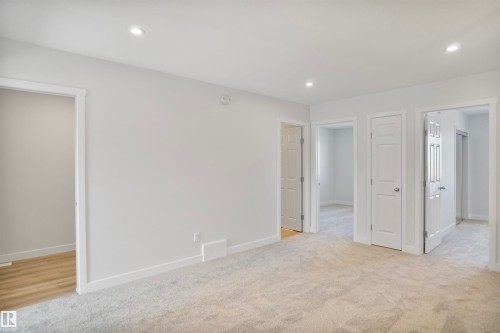 11 Tenuto Link, Spruce Grove, AB - Indoor Photo Showing Other Room
