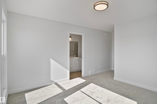 11 Tenuto Link, Spruce Grove, AB - Indoor Photo Showing Other Room